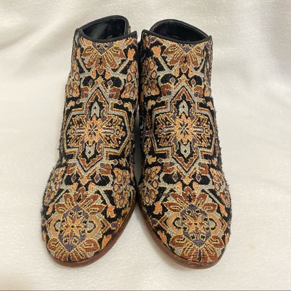 Sam Edelman Women's Petty Ankle Boot Multicolor Tapestry Size 9M Side zip - Picture 3 of 11